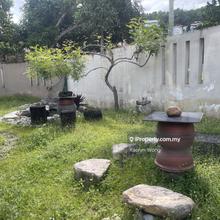2.5 storey Semi D Corner
