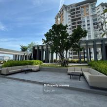 Brand New Unit Mountain View Walk to Lrt & Mall 