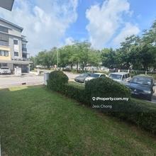 Townhouse lower unit corner lot with10ft extra land  for Sale