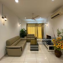 Fully Furnished, 4 Bedroom, walk to LRT 