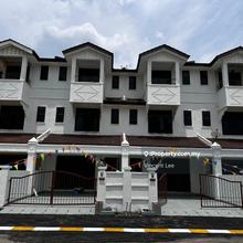Below Bank Value Silibin Three Storey Terrace House 