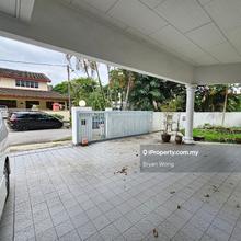 Ample Street Parking Spaces