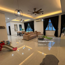 Pulai utama  semi D corner  lot 