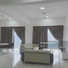 8 Kinrara - Spacious Penthouse Large Built-up 2264 for Rent