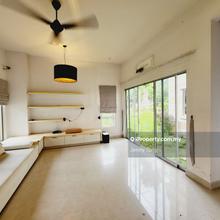 Huge Corner terrace 