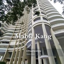 8 Gurney Luxury Seafront Condominium with Private Swimming Pool