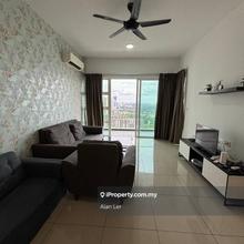 Pinaccle Tower Sevice Apartment Corner Unit with Balcony For Sale