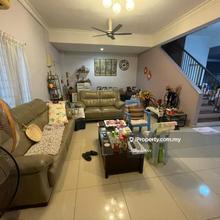 Freehold, big land size beside