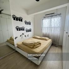 Axis Residence Renovated 2 Rooms Unit For Sale