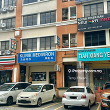 4 Storey Shop For Sale @ Puchong Jaya