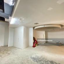 KLCC Golden Triangle Retail Office lot for Rent