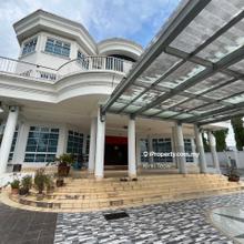 Taman Pelangi 3 Storey Corner Bungalow