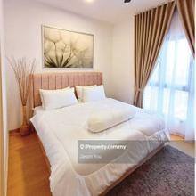 Luxury New Fully Furnished W/ Kitchen Cabinet & Ac @ Maya Bay For Rent