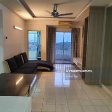 Nice cozy unit with pool view 