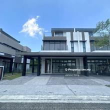 Very Good Condition,Convenient Location
