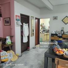 Double Storey Terrace House @ Usj 6 
