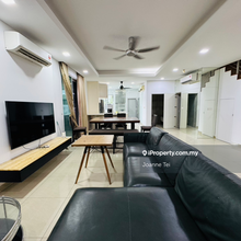 3 storey Superlink for Rent