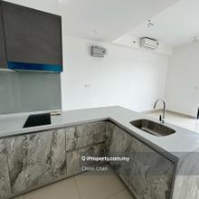 Trion 2 @ KL 922sqft 3 R 2 B Near MRT Freehold Unit For Sale