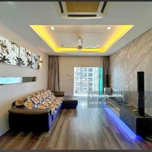 Walking distance to BRT Monash, LRT station, Modern fully renovated