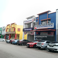 Impian Emas Shop For Rent, Ground Floor , Facing Main Road 