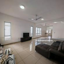 Tiara Sendayan, Sendayan,Suriaman,Seremban( End Lot )(Facing No House)
