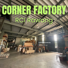 Freehold Corner Factory Near Plaza Toll