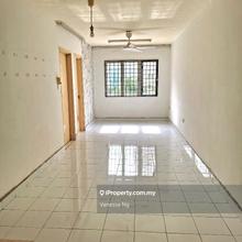 Flora damansara apartment block D for rent 