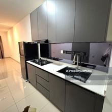 Partly Furnish/  W.heater/ Curtain/ Limited Unit