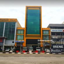 1 Block Shop with Lift Vvip parking Kuantan tower maybank beside Rent