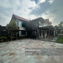 Impian Emas/ Bungalow/ Partial Furnished/ Renovated Unit 