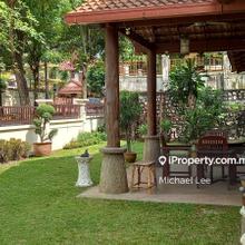 Nice and Well-Kept Semi-D at Aman Suria - To Let