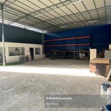 Bukit minyak warehouse for rent