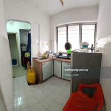 Desa Wangsa 600 Sqft Lower Floor Well Maintain Rare In Market 