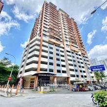 Modern city living at Diamond Regency, Off Jalan Gombak, KL. Good buy