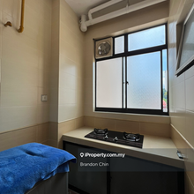 2 Carparks Side By Side, Freehold with spacious layout for just 425k