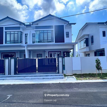 Taman Tasik Indah Double Storey End Lot