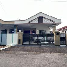 Taman Kiaramas renovated single storey Semi D house for rent Kluang 
