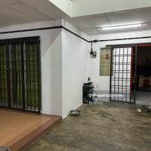 Front No House, Gated Guarded, 22x100sf