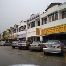 Facing mainroad 1st floor Pandan Perdana shop all business or office 
