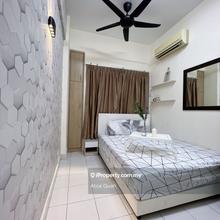Puchong jaya Room for rent