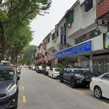 Damansara Kim, Shop for Sale