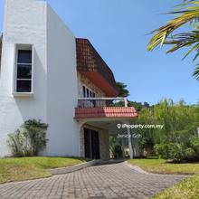 Exclusive located at the frindge of Ipoh Town Bunglow for sale