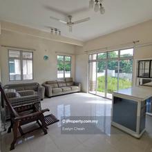 Spacious Bungalow unit for Rent at Bandar Cassia