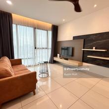 Cozy 2plus1 bedroom fully renovated for sale, short walk to Midvalley.