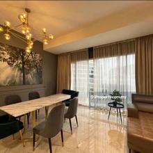 Golden Triangle Premium Address -walking distance to MRT