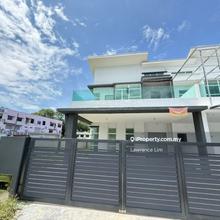 Kampung 8 Freehold Double sty Semi D Corner Tmn Kesidang Seksyen 2