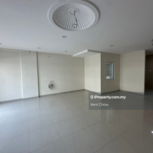 Penthouse Loyal Garden Condominium, Ipoh