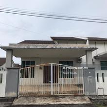 Freehold Semi D Setingkat Lorong Karyawan Taman Guru Kuantan