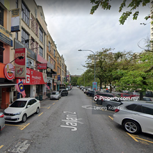 Situated in a convenient location, close to all local amenities