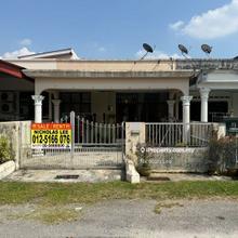 Freehold, Walking Distance to Maybank Ipoh Garden